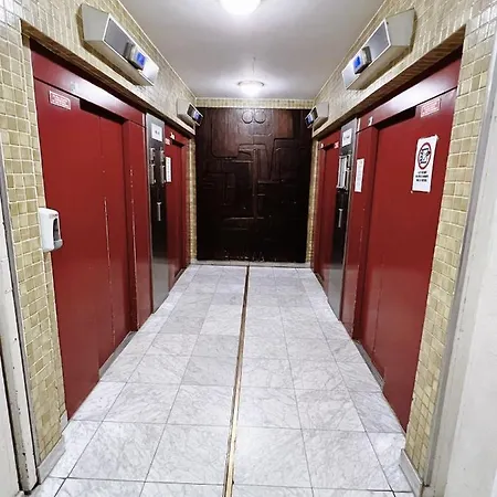 Apartment Near Subway And Supermarket Paris